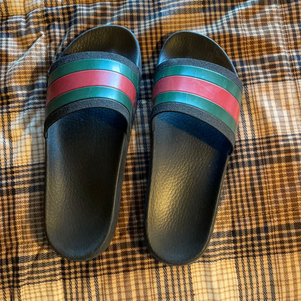Gucci slides